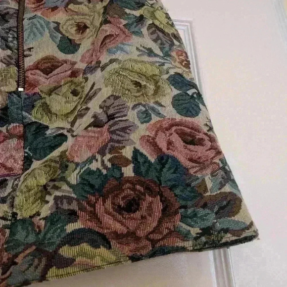 Atmosphere Floral rose skirt  size uk8 Usa4 - Picture 8 of 13